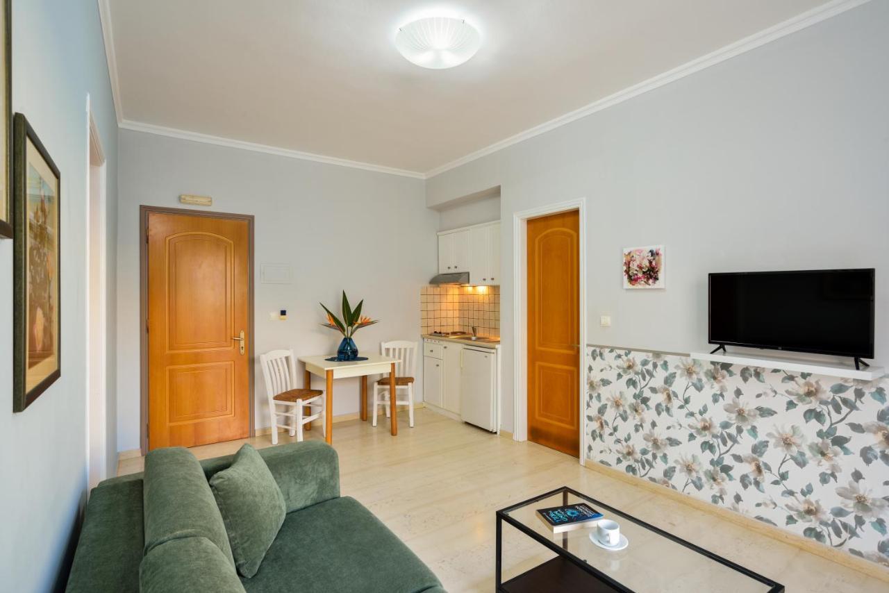 Poseidon Apartments Kato Daratso Esterno foto