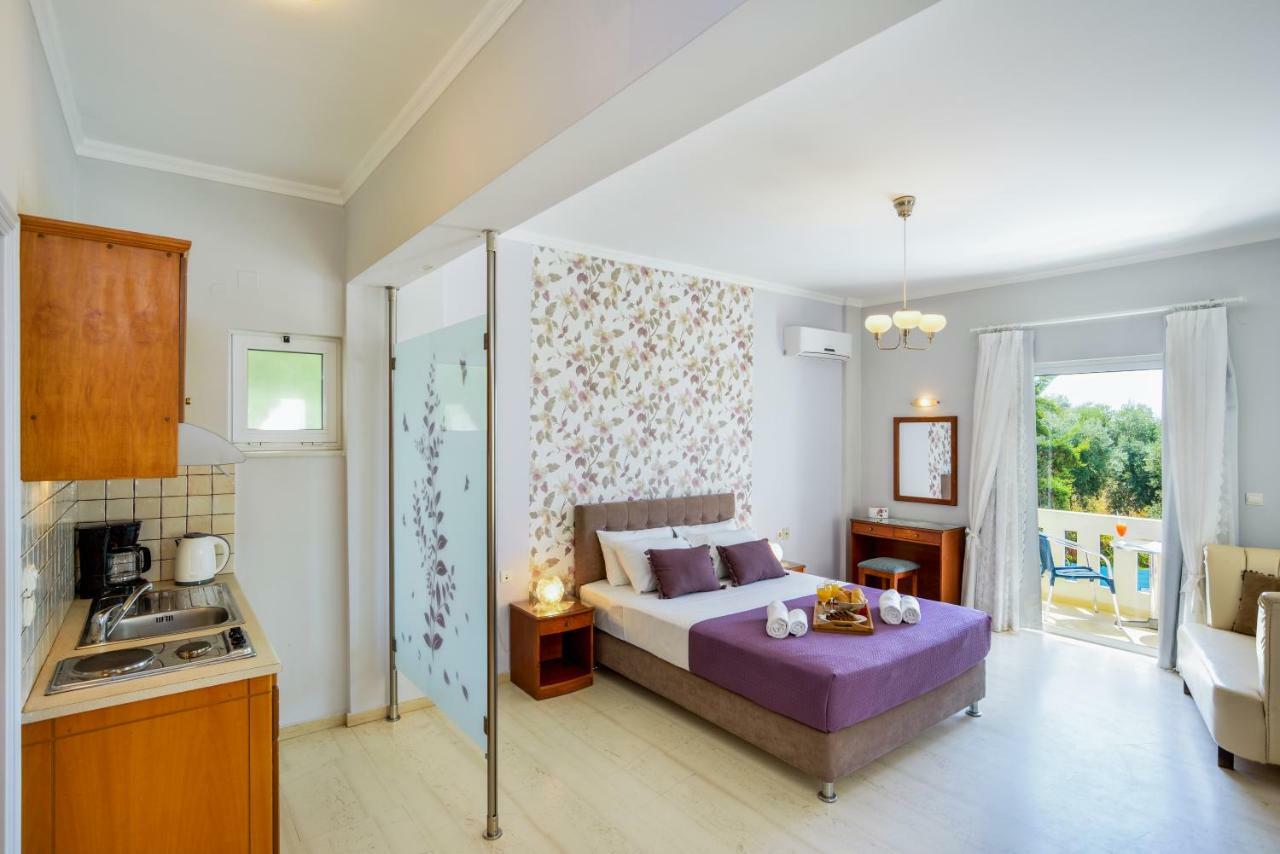 Poseidon Apartments Kato Daratso Esterno foto