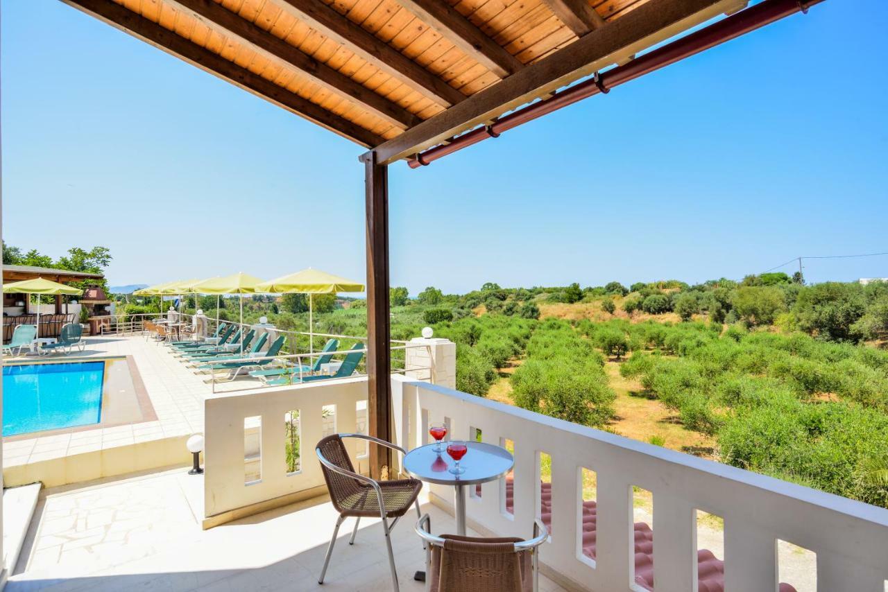 Poseidon Apartments Kato Daratso Esterno foto