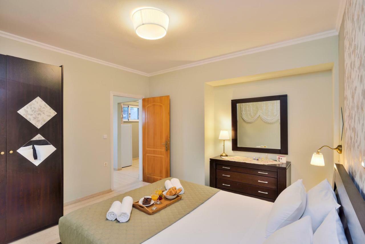Poseidon Apartments Kato Daratso Esterno foto